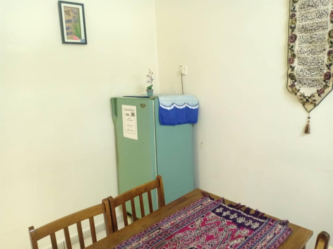 Kh Homestay Comfy N Calm Seri Manjung Eksteriør bilde